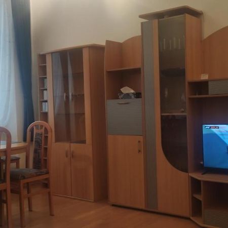 2-Room Appartment Near Westbahnhof Wien Ngoại thất bức ảnh