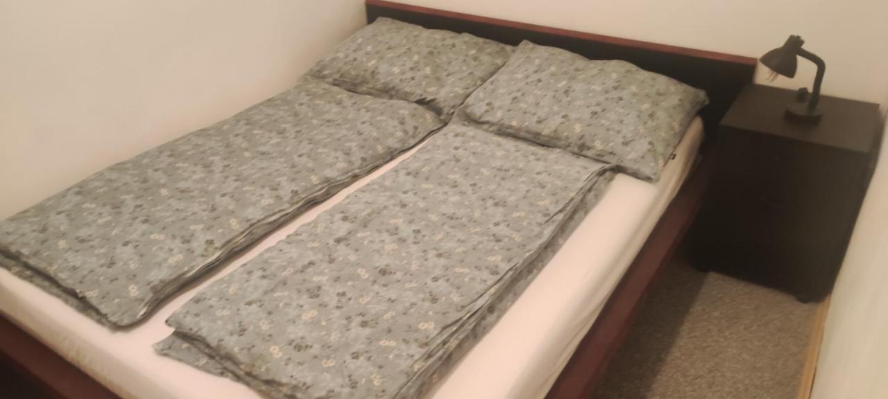 2-Room Appartment Near Westbahnhof Wien Ngoại thất bức ảnh